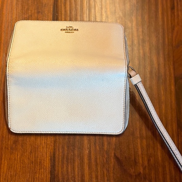 Vintage Ivory Coach Zip Around Wallet Wristlet - Picture 3 of 11